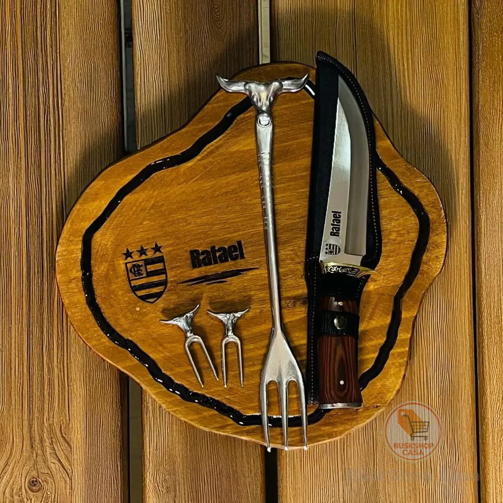 🧡 Tábua de churrasco com acessórios personalizado