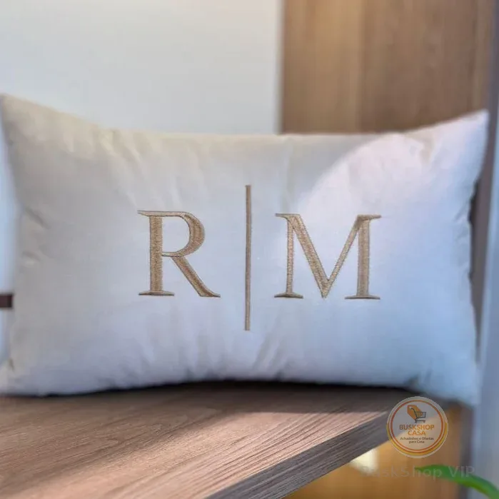 Almofada Personalizada INICIAL | INICIAL Casal Bordada (01 UNIDADE) 50x30 Com Enchimento Cama Posta