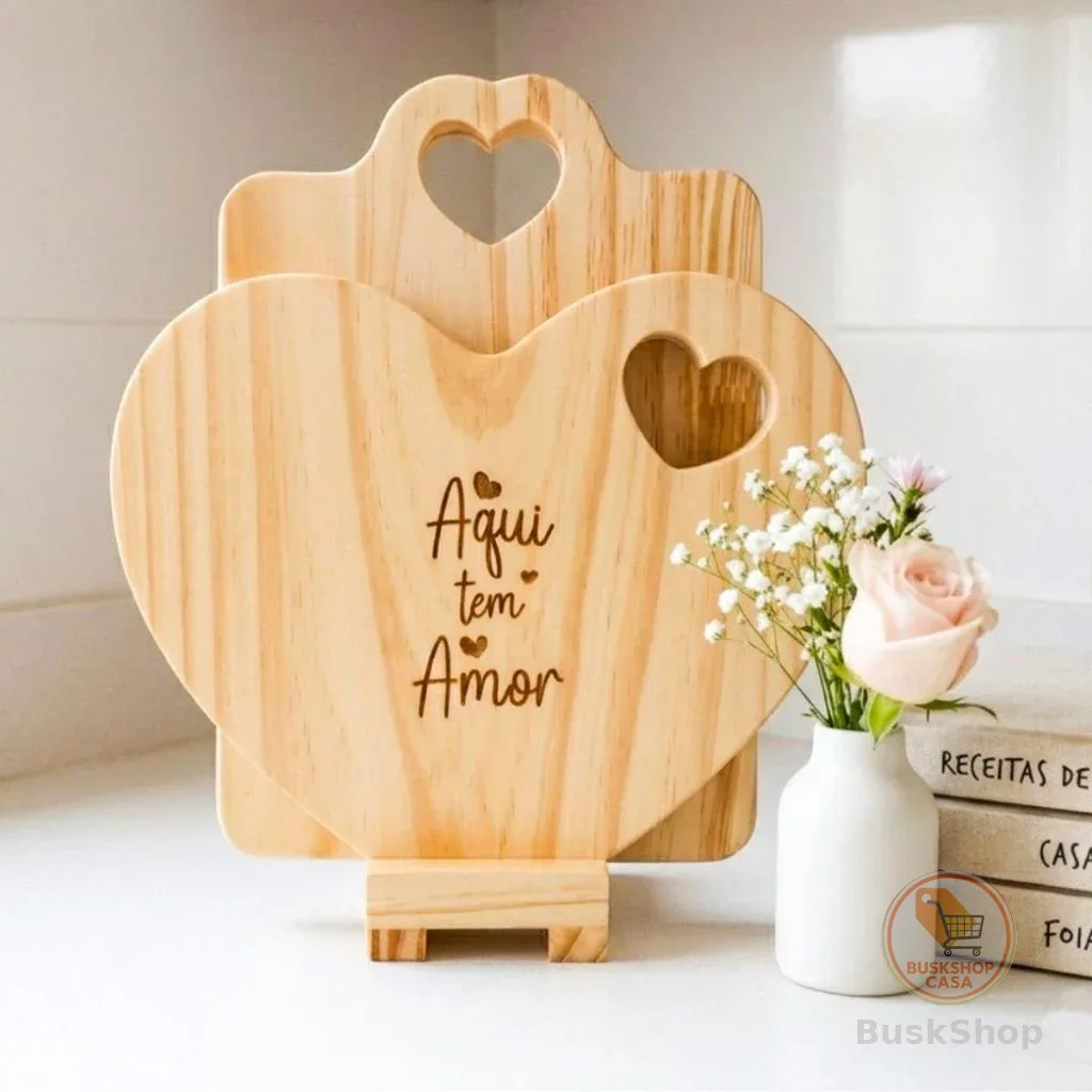 Tábua Petisqueira para Frios Coração em Madeira com Suporte - Mesa Posta - Decoração para Cozinha