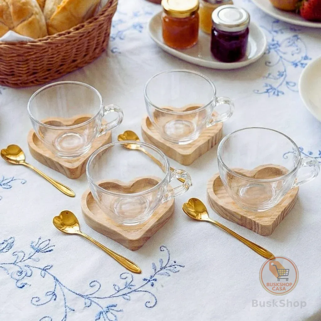 Kit 4 xícaras G + 4 pires Coração + 4 colheres Coração