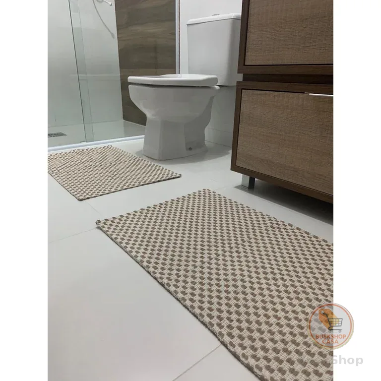 Tapete para banheiro com 02 peças. 100% algodão. Prático, Pode ser lavado na máquina!