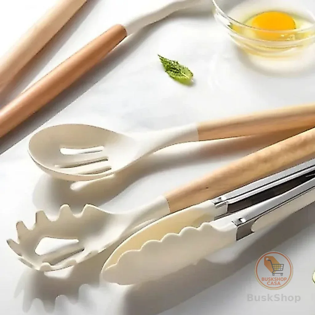Talheres Com Cabo De Madeira e Silicone Colher