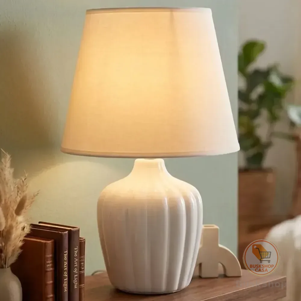 Abajur De Quarto Branco Com Cúpula - Luminária De Mesa