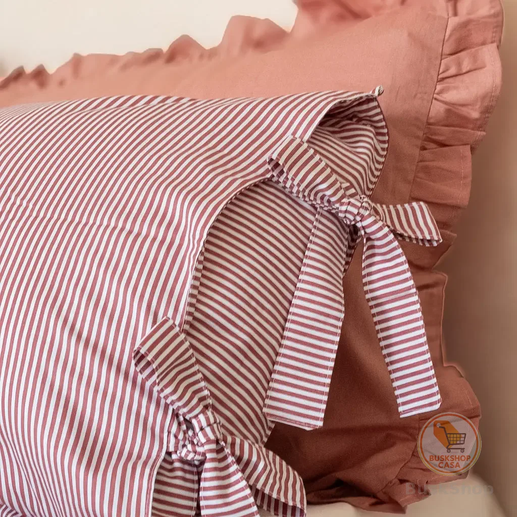 Fronha com Laços Listrada Rose Farmhouse 100% Algodão - UNIDADE