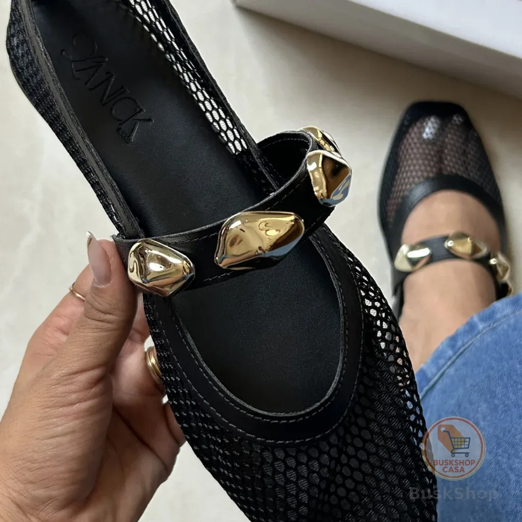 Sapatilha Feminina Tela Vazada com Apliques Dourados Confortável Moda Tendencia Leve Luxo
