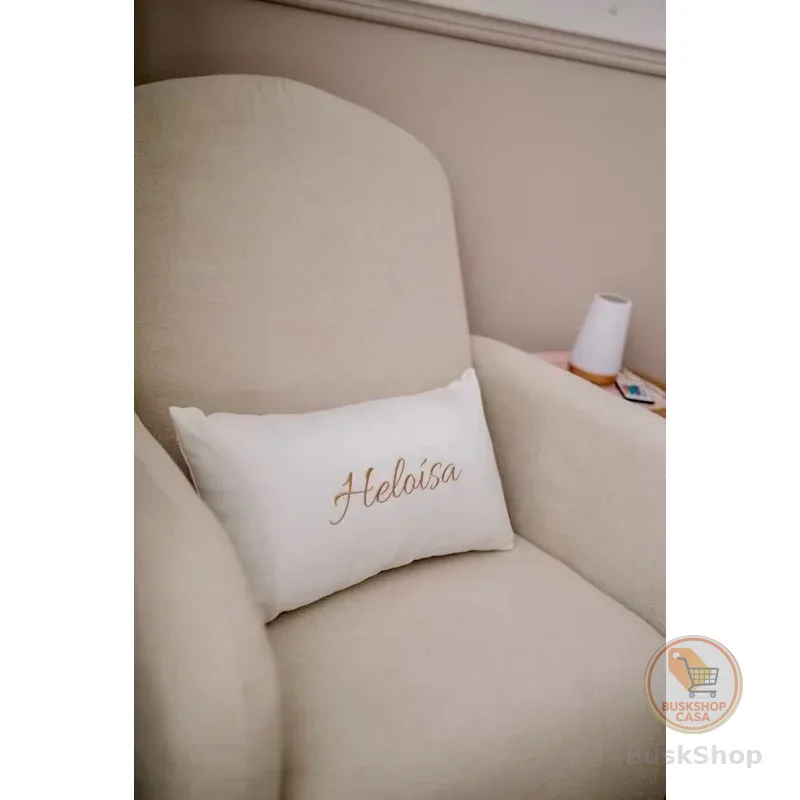 Par ( 2 unidades) almofadas nome bordadas personalizadas baguete 50x30 linho