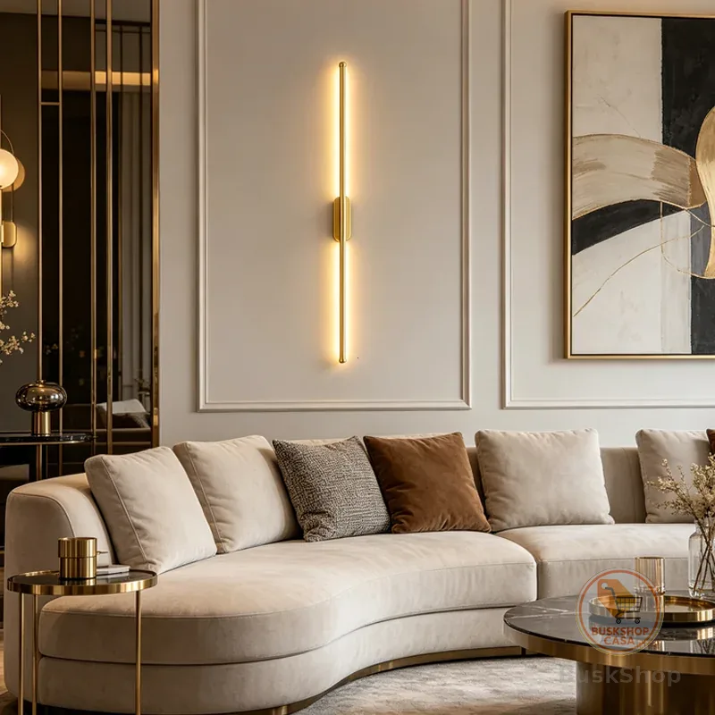 Luz de parede LED de tubo único 10W em dourado com três cores ajustáveis e estilo moderno