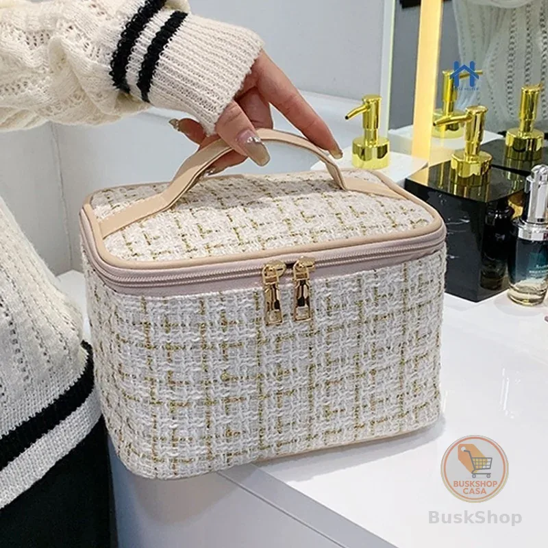 Bolsa Necessaire Tweed Feminina para Maquiagem com Zíper Para Viagem, Mochila, Alça em Courinho HH