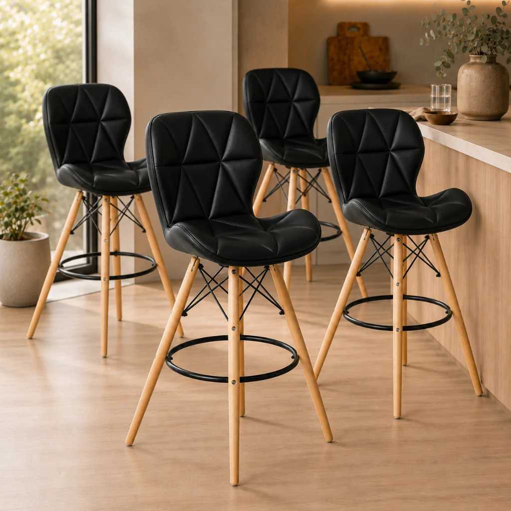 Kit 4 Banquetas Slim Eiffel Wood Estofada Pé de Madeira para Cozinha com Encosto 68cm