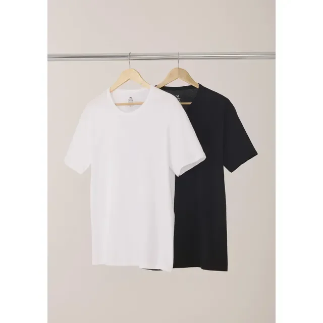 Kit Com 2 Camisetas Masculinas Básicas Slim Hering
