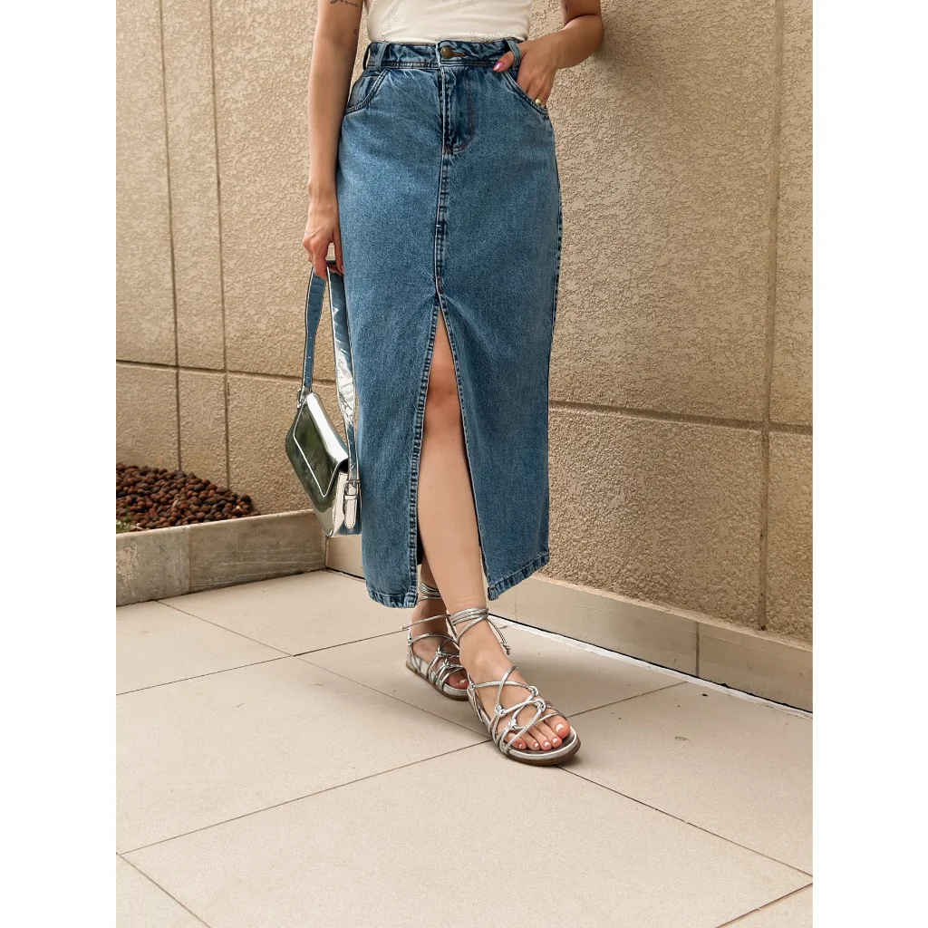Saia jeans  cintura alta Fenda no meio, casual, elegante, simples e elegante,  sem lycra, comprimento 90  cm