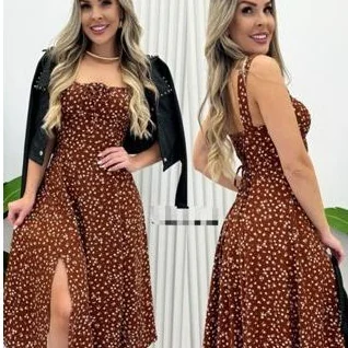 Vestido  Feminino  Midi Duna Estamapado Floral com Fenda – Tecido Leve, Alças Largas, Estilo Casual e Romântico